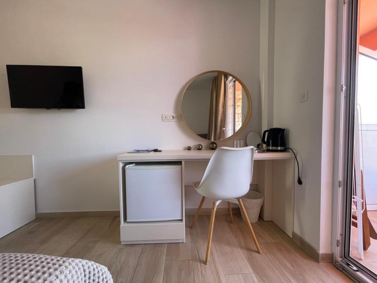 St. Nicholas Rooms Hvar Town Exterior photo