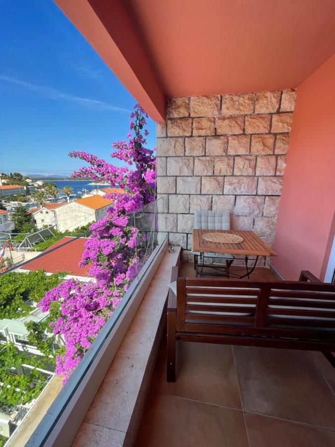 St. Nicholas Rooms Hvar Town Exterior photo