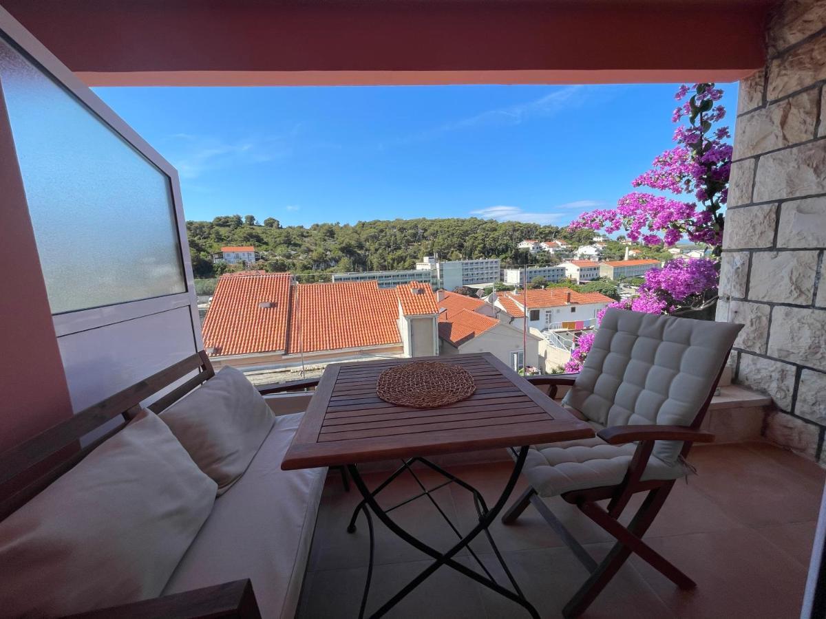 St. Nicholas Rooms Hvar Town Exterior photo