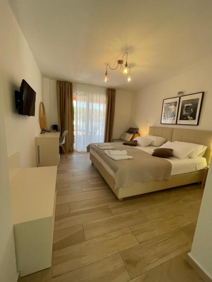 St. Nicholas Rooms Hvar Town Exterior photo